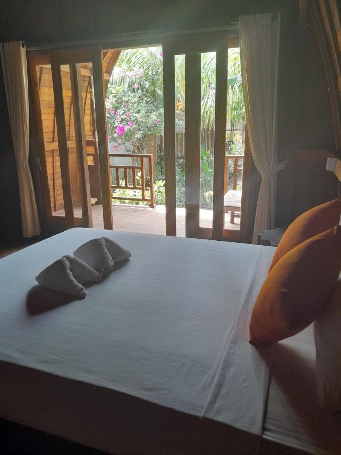 La Paparrucha Bali Bed & Breakfast เปมูเตรัน ภายนอก รูปภาพ